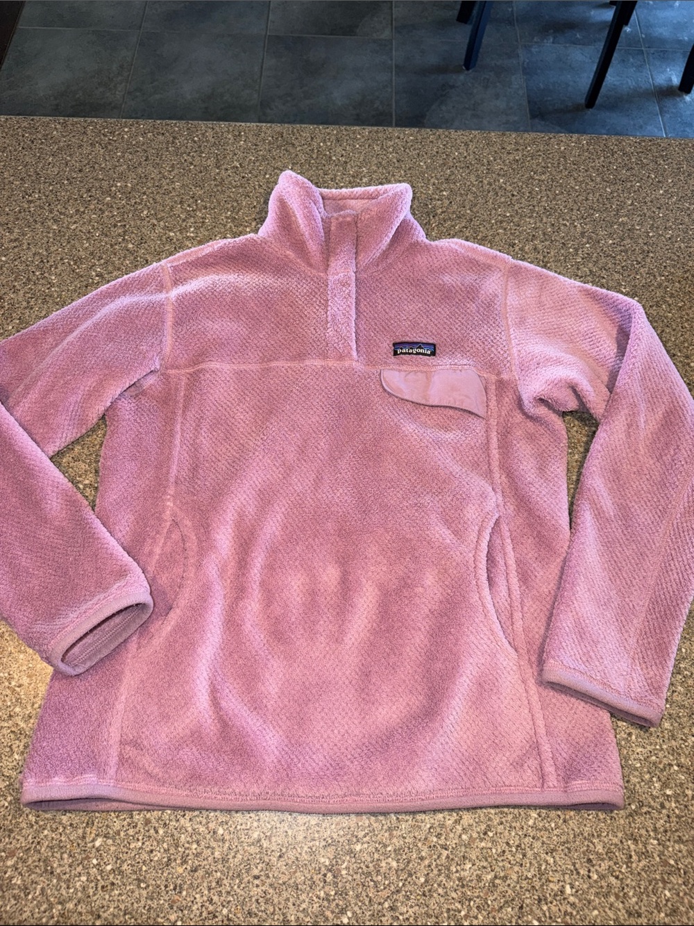 Patagonia Women’s Dusty Lavender Fleece Quarter-Zip Pullover